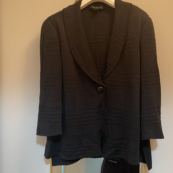 ST JOHN black knit blazer wool blend size 14 - Picture 2 of 10